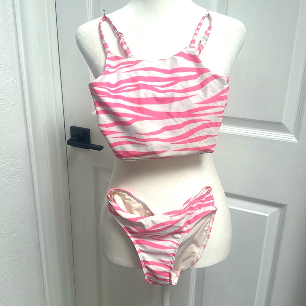 Bathing suit girls